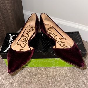 🍷Perfect for Fall! Red Wine Color Sam Edelman Velvet Flats Size 37.5 ✨❤️